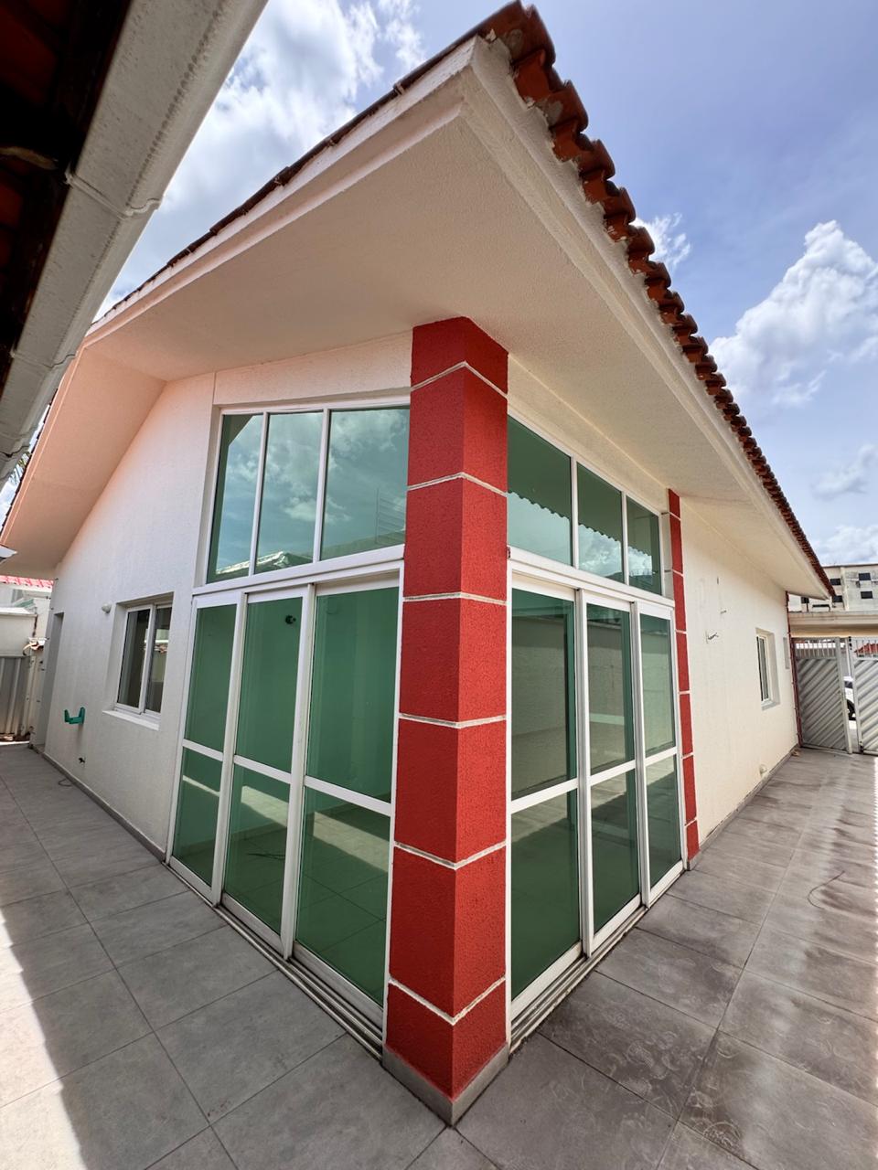 Casa 3 quartos no Alpha Garden