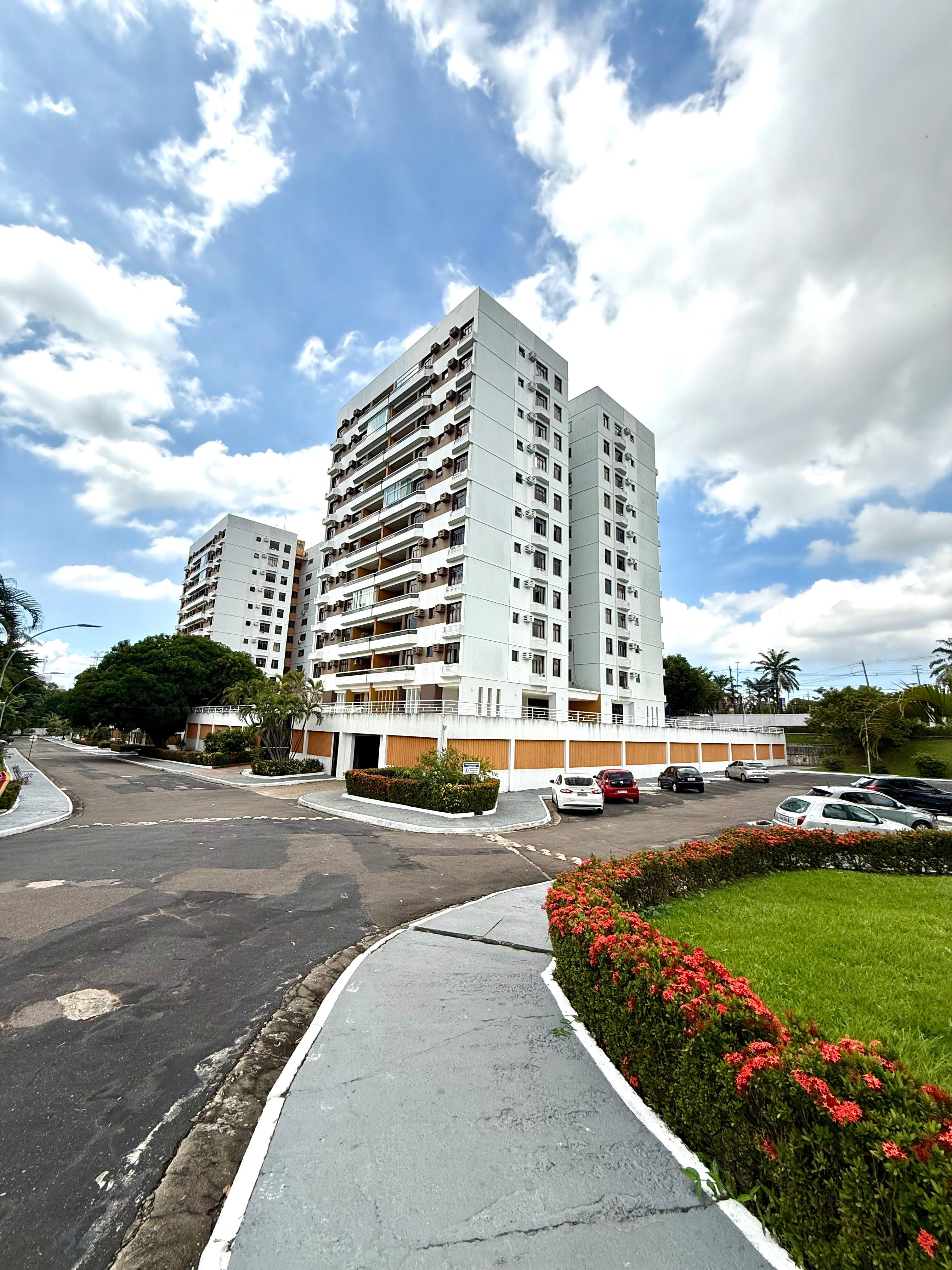 Apartamento com 1 suíte e 2 semi-suítes no cond. Jardim Itália - 3