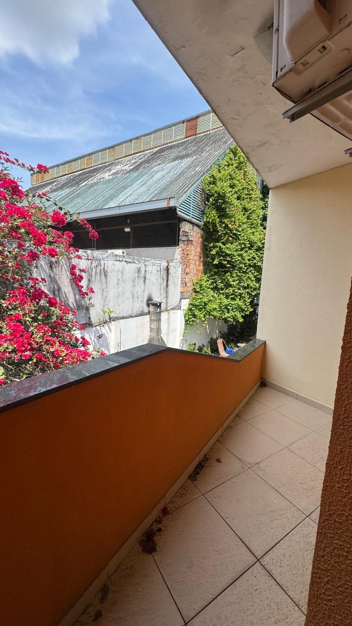 Casa com 2 suítes no cond. Vila do Sol Maior