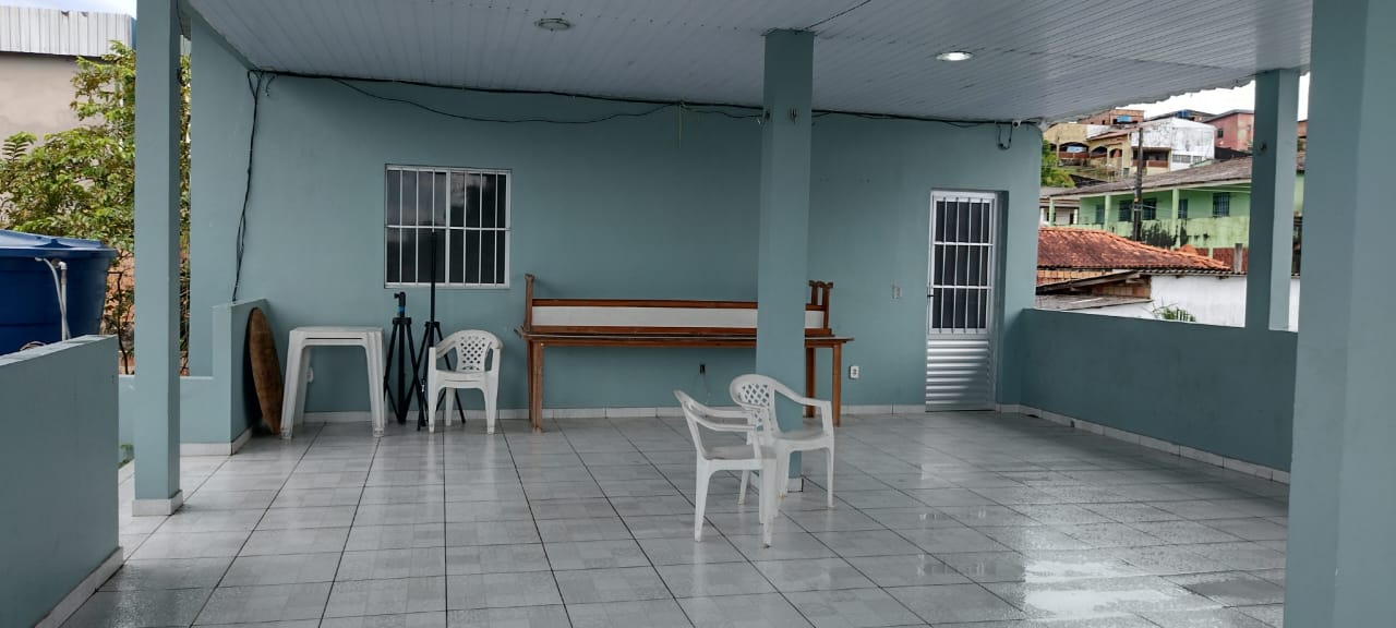 Casa com 2 suítes no Tarumã