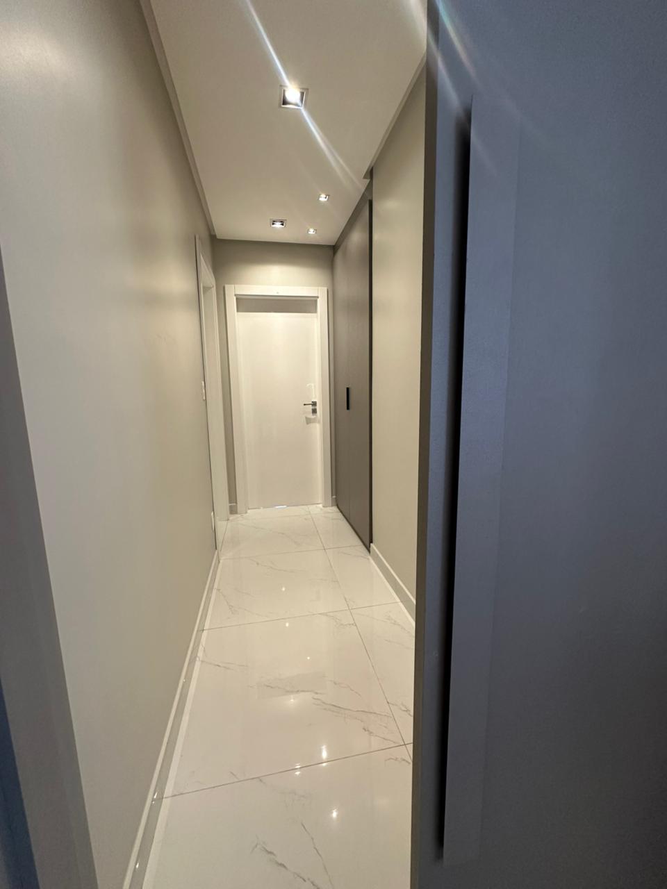 Casa com 4 suítes no cond. Quinta das Laranjeiras