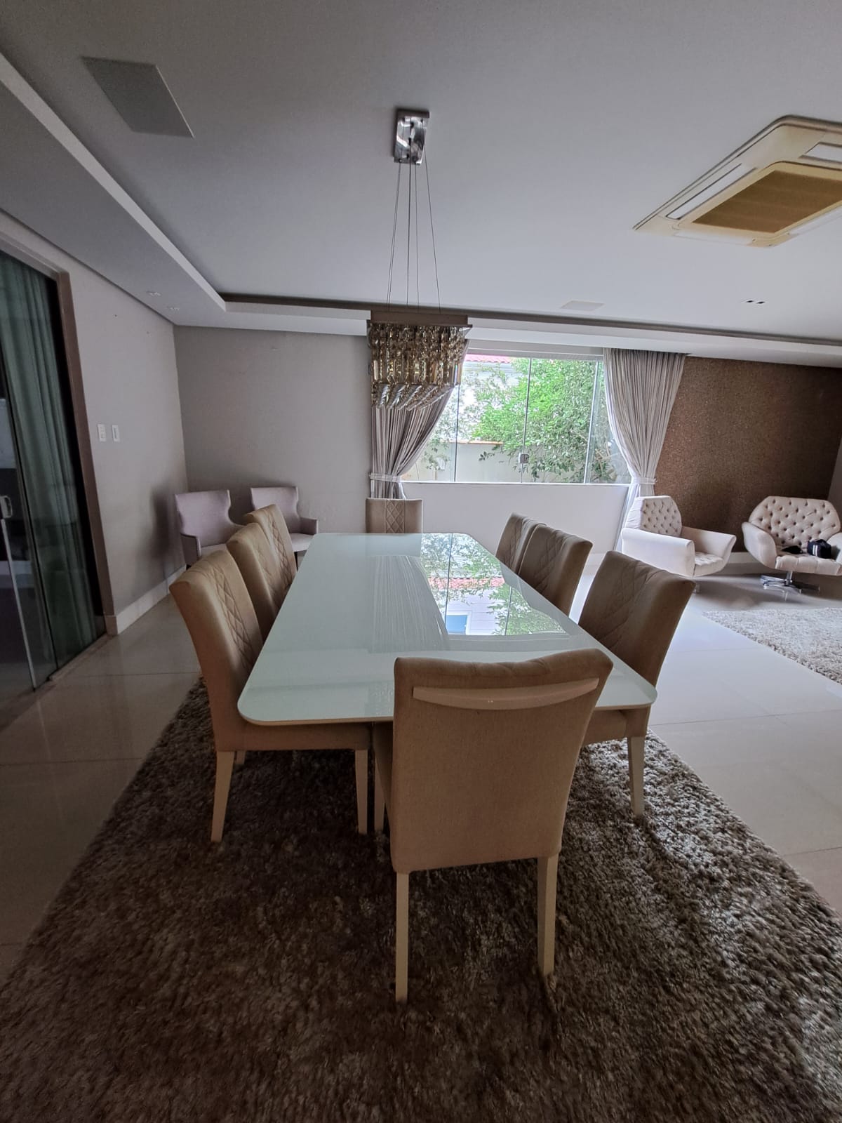Itapuranga III casa com 621m2 de area construida