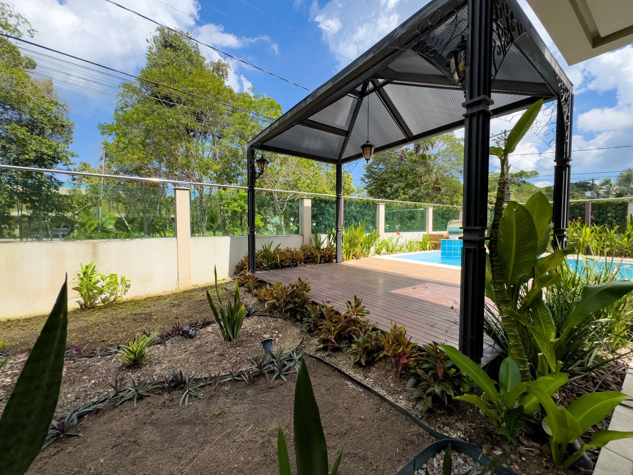 Itapuranga III casa com 621m2 de area construida