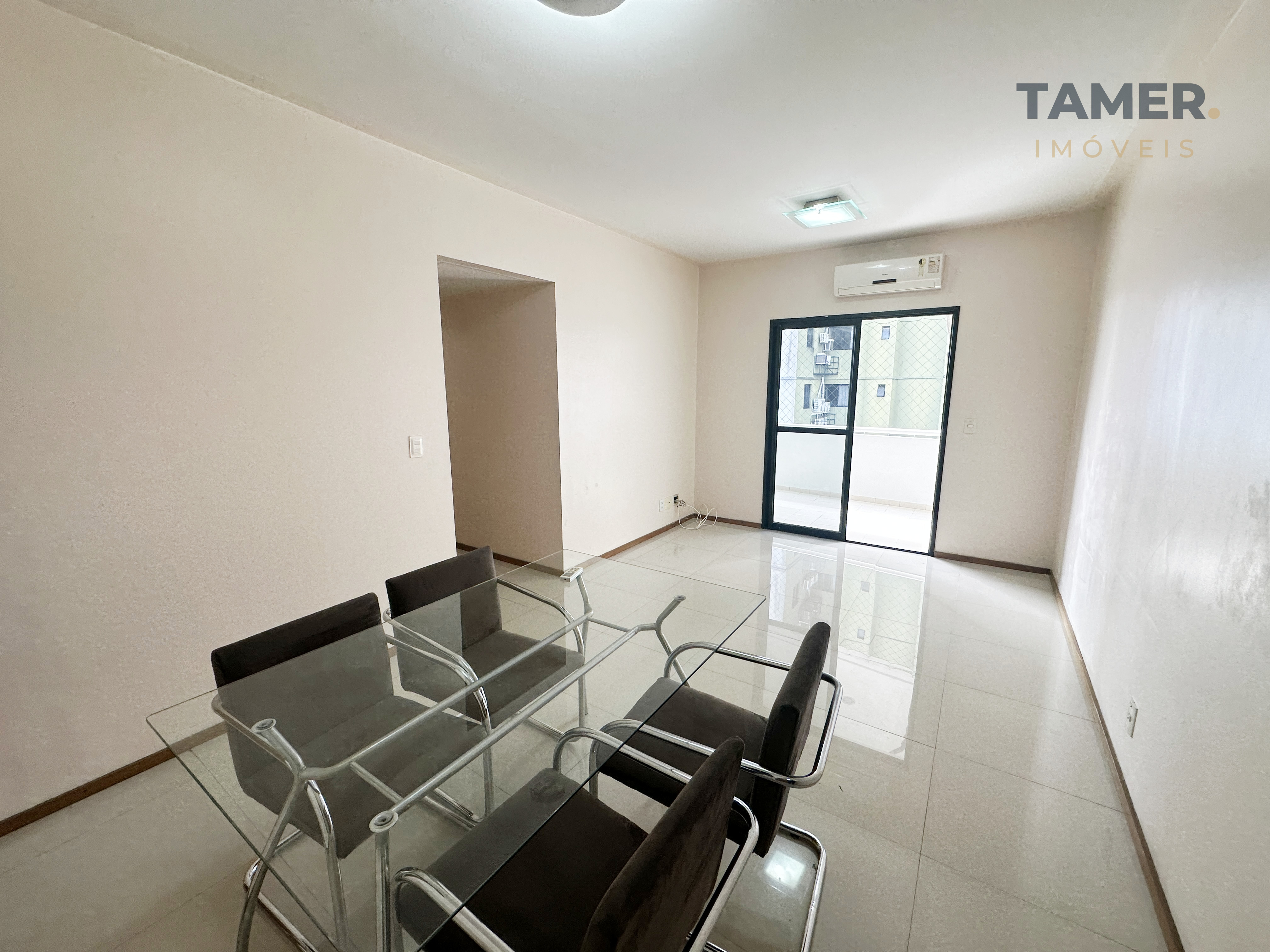 Apartamento com 100m2, 3 quartos, andar médio no Parque Dez (Passeio do Mindu)
