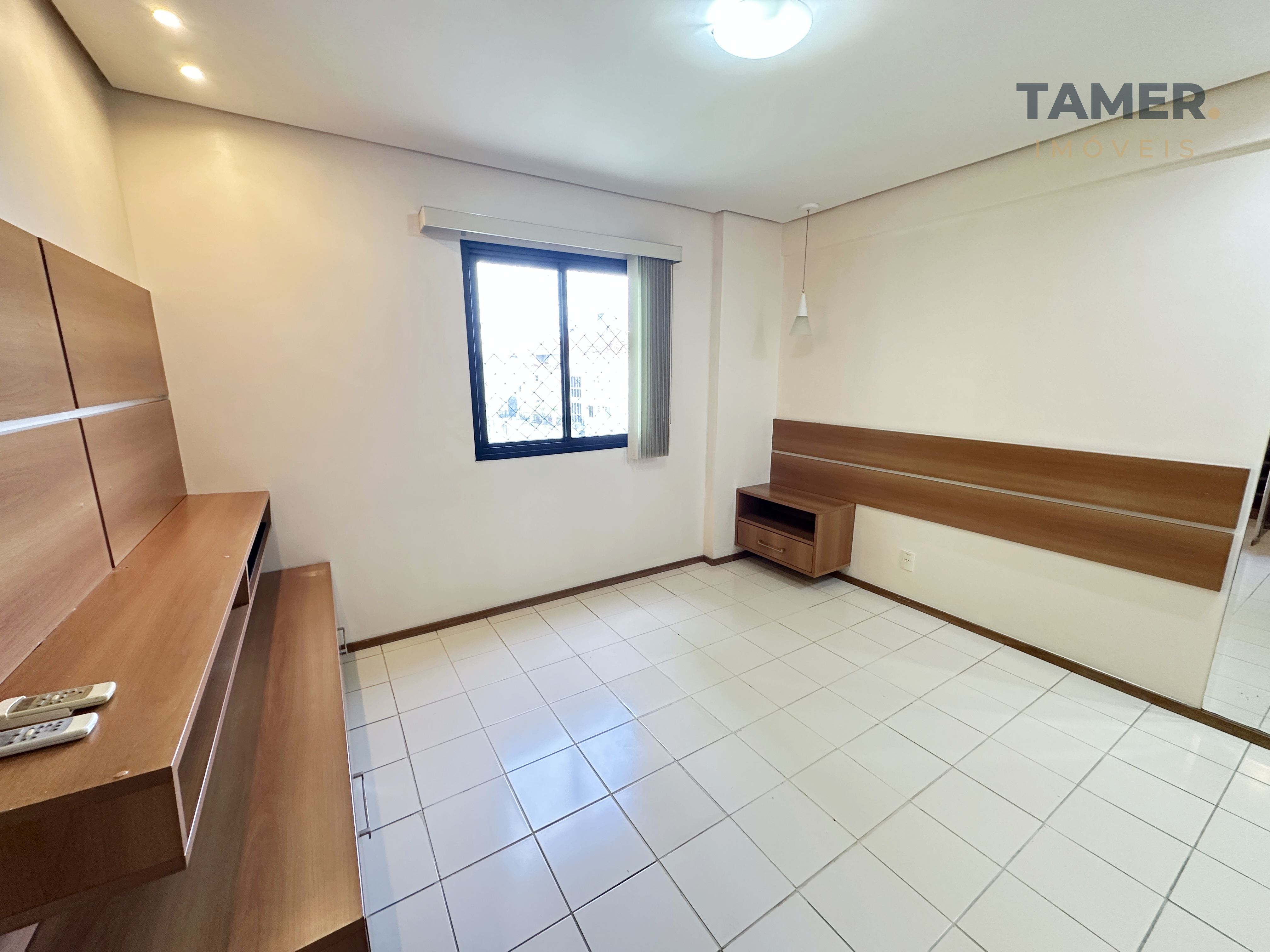 Apartamento com 100m2, 3 quartos, andar médio no Parque Dez (Passeio do Mindu)