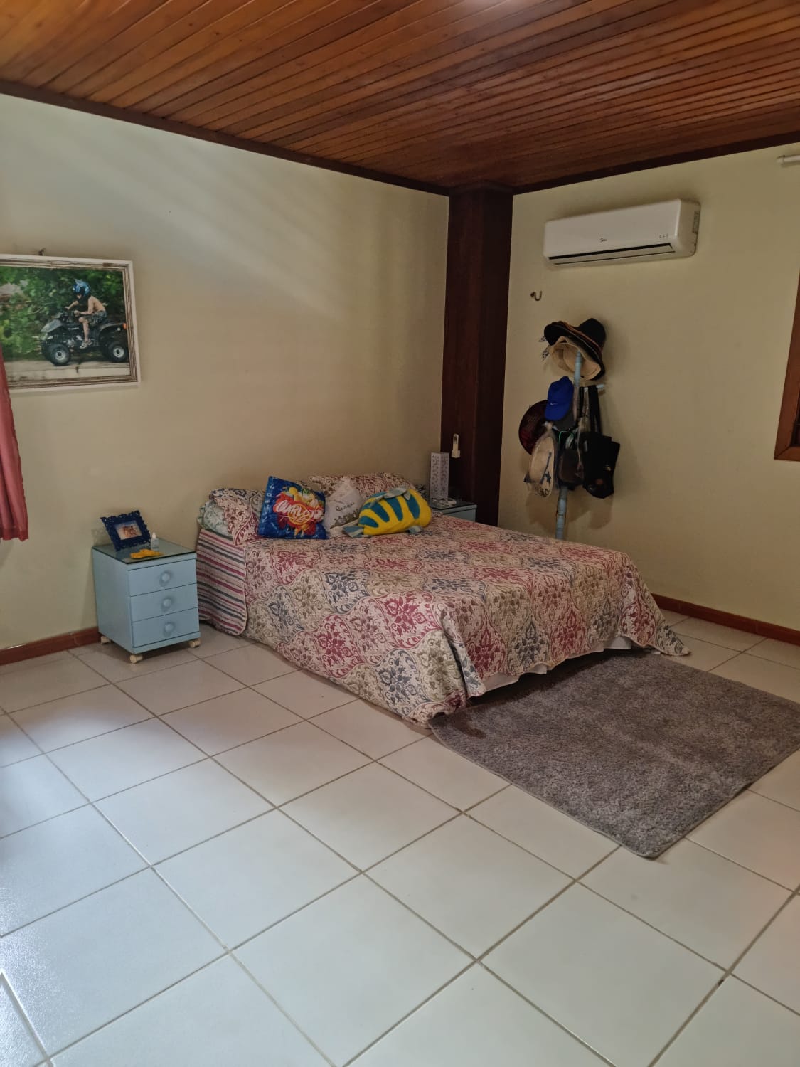  PRAIA DOURADA Casa de Frente para o Rio 