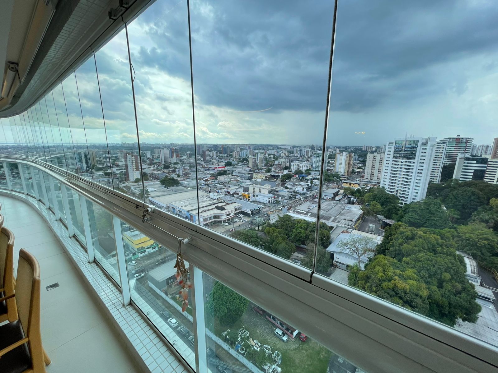 Apartamento 03 suítes no Adrianópolis